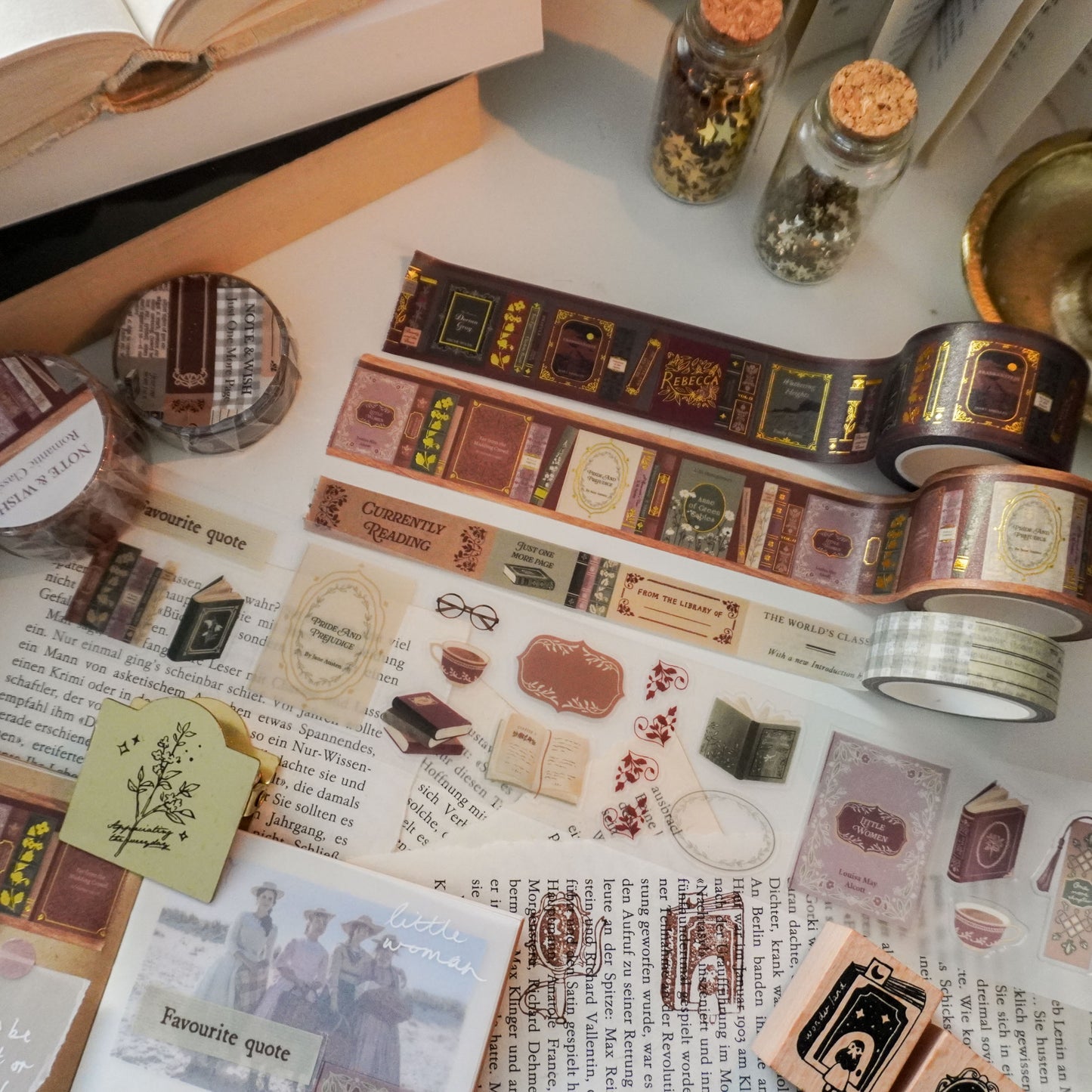 Library Chronicles Stationery Box