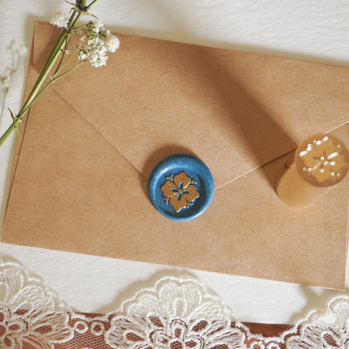 Ribbon Flower -  2 designs on 1 stamp - Mini Wax Stamp