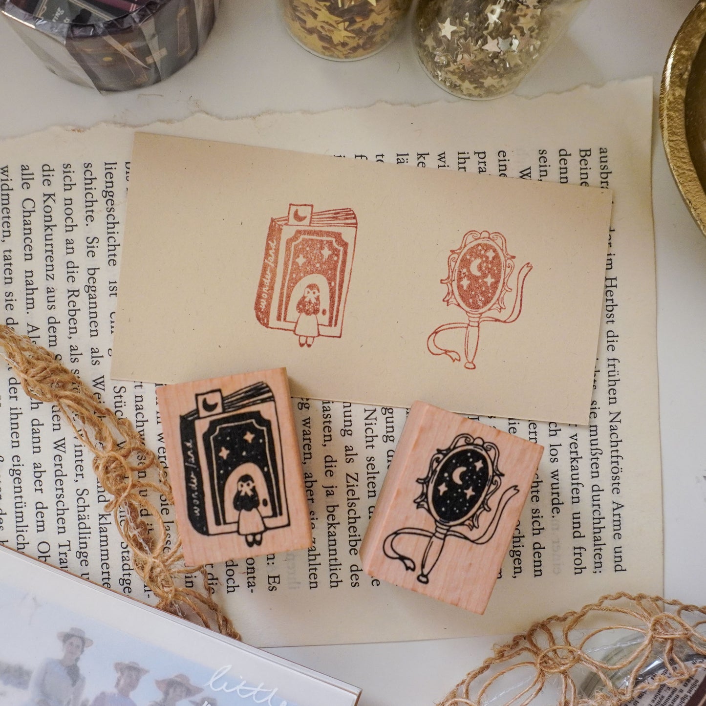 Library Chronicles Stationery Box