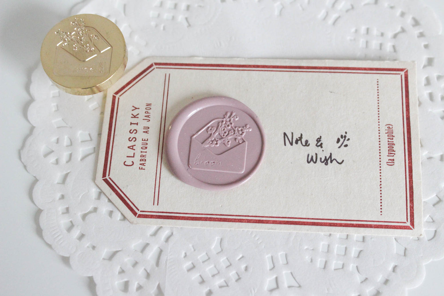 Bloom Envelope